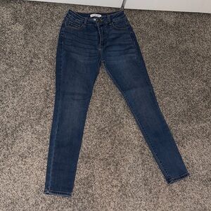 Dark Blue Skinny Jeans Size 5 Women’s